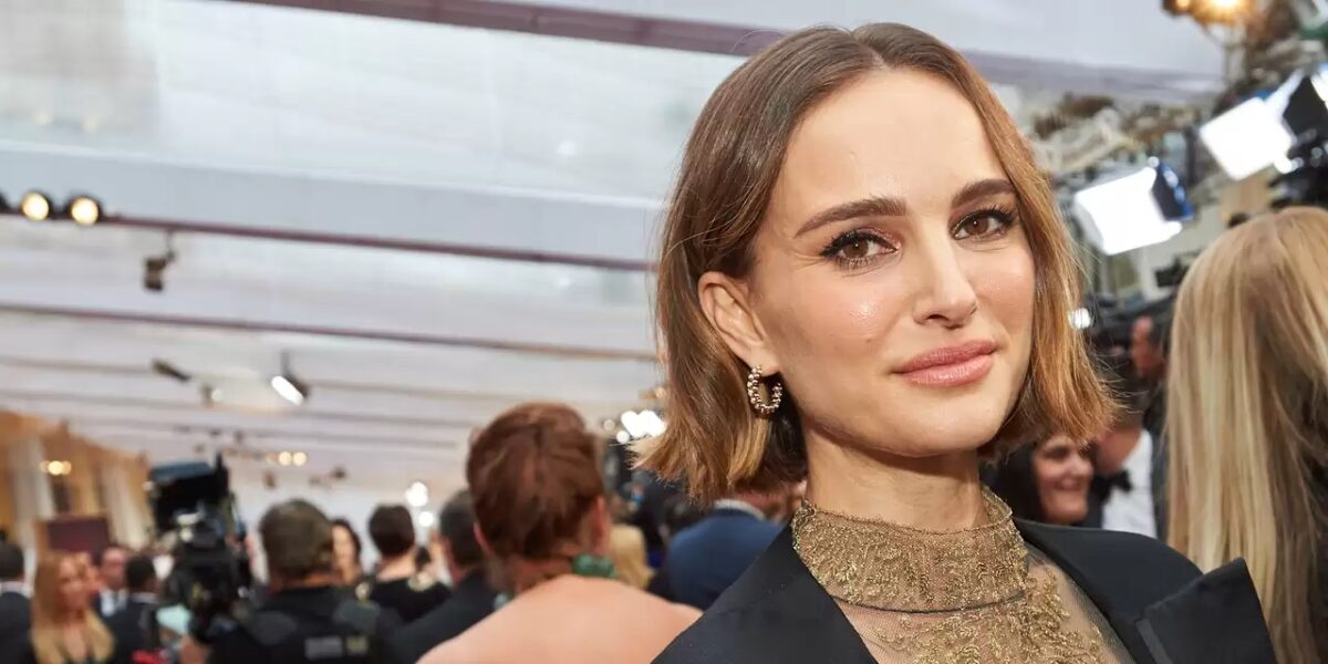 1200px x 600px - Why did Natalie Portman change her name?